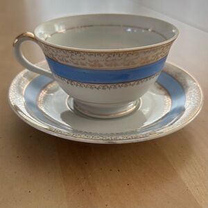 BERKSHIRE CHINA Occupied Japan Teacup & Saucer. Blue/Gold/White Fast Shipping.